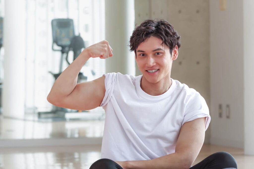 筋トレ　男性